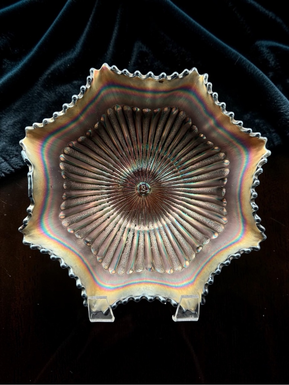 Northwood Amethyst Stippled Rays Ruffled Carnival Glass Master Bowl 9” AS IS